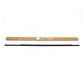 Těsnění skla předních levých dveří