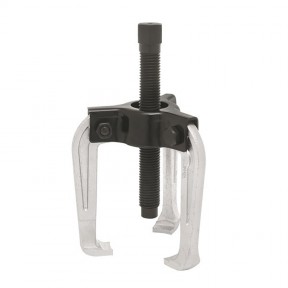 Tříramenný stahovák pro výstupní hřídel převodovky MT82